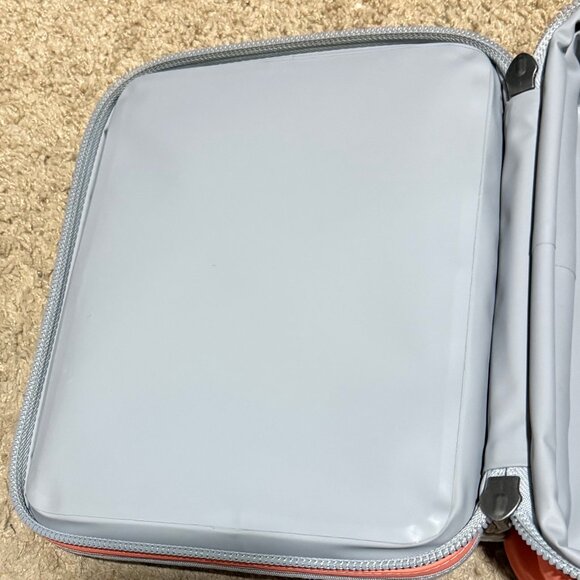 YETI Daytrip Lunch Box Coral - Picture 2 of 16